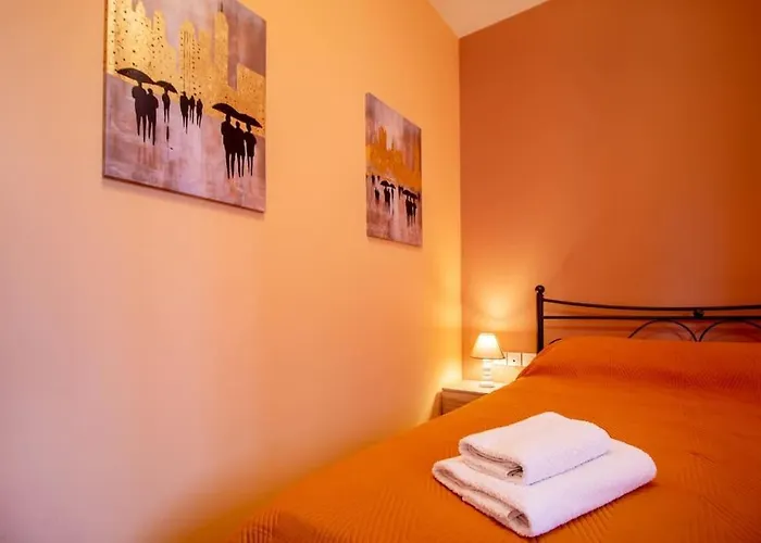 Helen's * Μηλιά