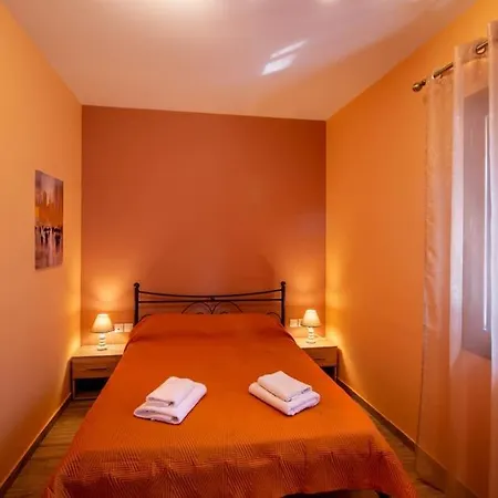 Helen's Hébergement de vacances Milína